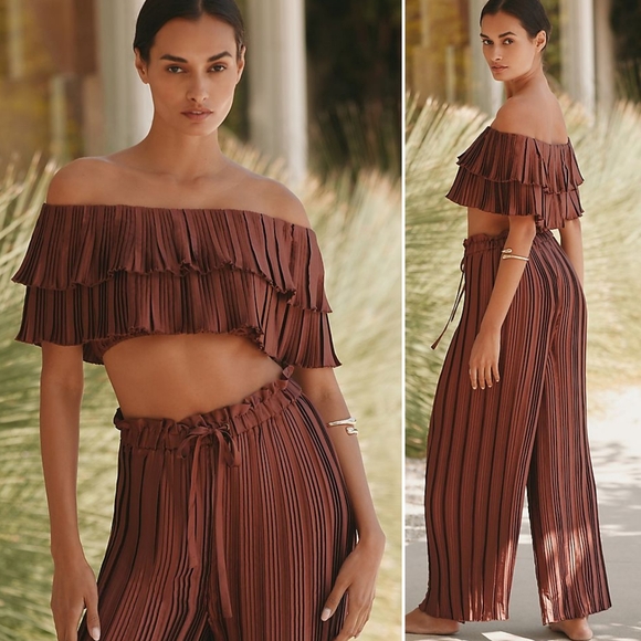 ANTHROPOLOGIE Off-The-Shoulder Plissé Ruffled Brown Crop Top NWT